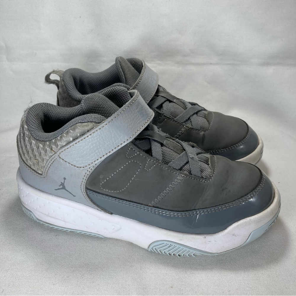 Jordan Max Aura Sneakers Wolf Grey/Cool Grey-White DA8022-005